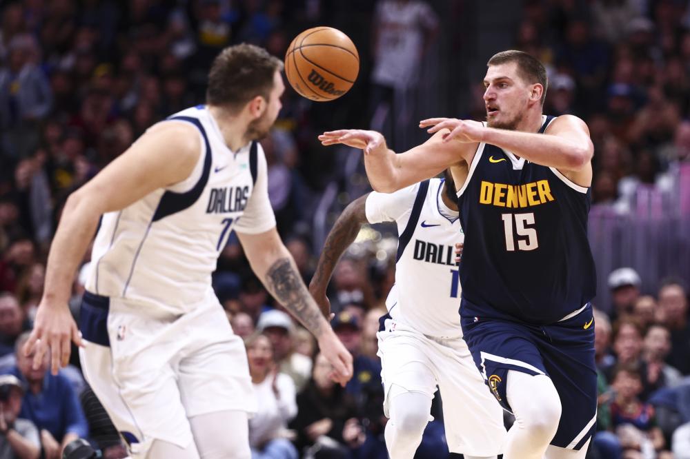 共同构筑起 共同构筑起