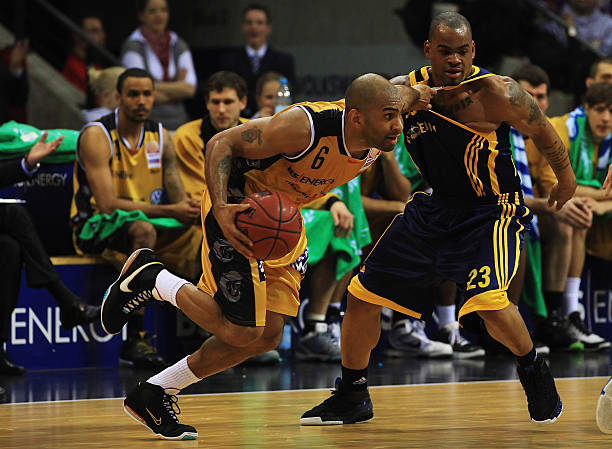 方兴渡在篮 方兴渡在篮