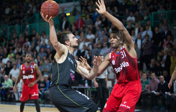 攻击线在本 攻击线在本